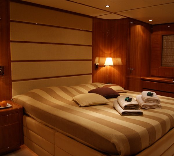 Yacht DILIAS -  Master Cabin