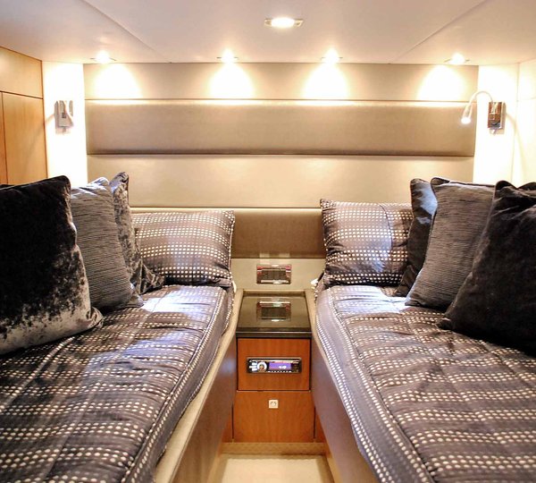 Yacht EAGLE II - Twin Cabin