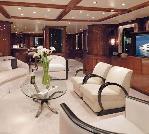 Yacht ENCHANTRESS -  Main Salon