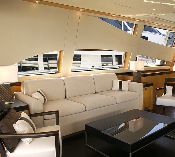 Yacht EOL B -  Salon Seating