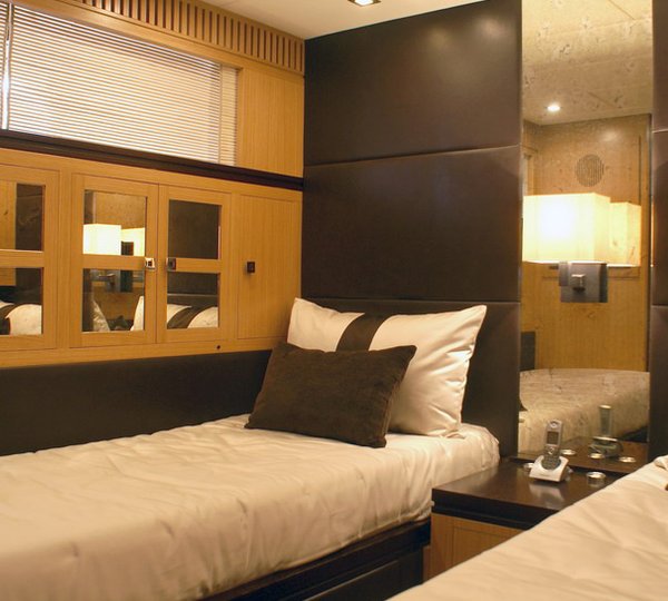 Yacht EOL B -  Twin Cabin