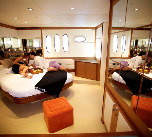 Yacht ESTELADA - Master Cabin