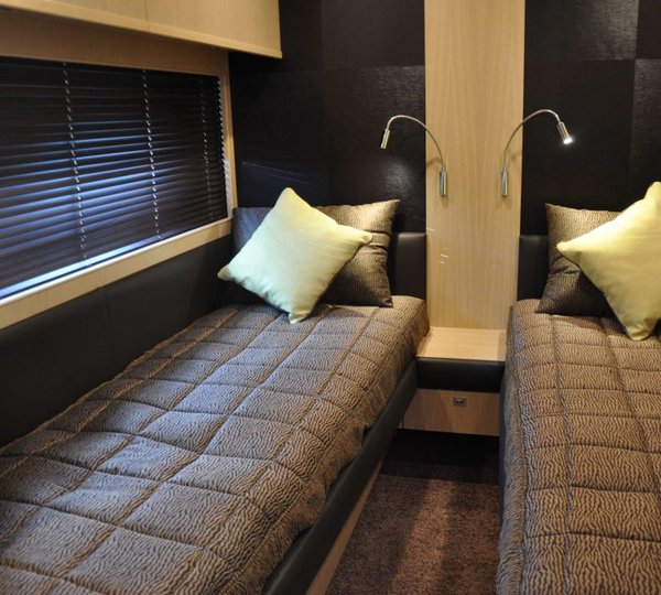 Yacht FLOREVA 2 -  Twin Cabin