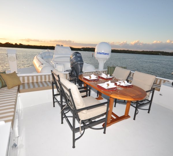 Yacht GOLDEN GIRL - Sundeck Dining