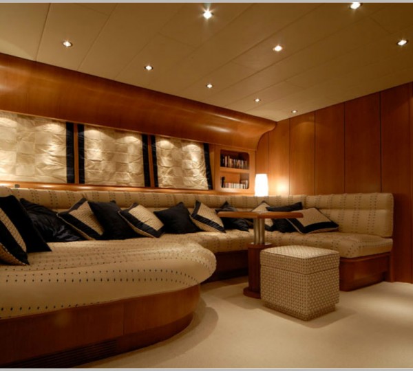 Yacht GREMAT - Lower Salon