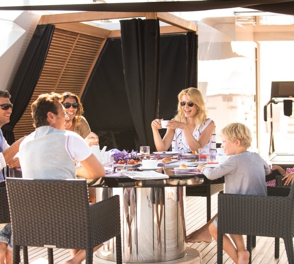 Yacht IDOL -  Sundeck Dining