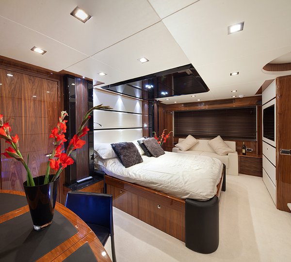 Yacht IMAI -  Master Cabin