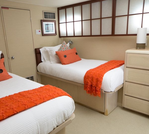 Yacht ISLAND TIME - Twin Cabin 2