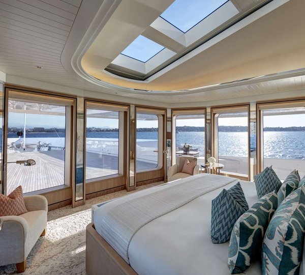 Yacht JOY Master Cabin - Copyright Feadship