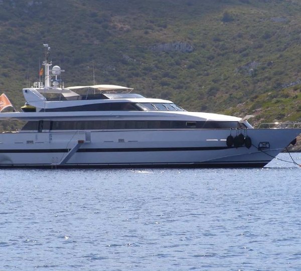 Yacht KENAYL - At Anchor