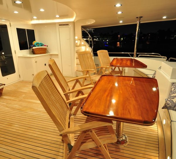 Yacht LADY DIANE II -  Aft Deck