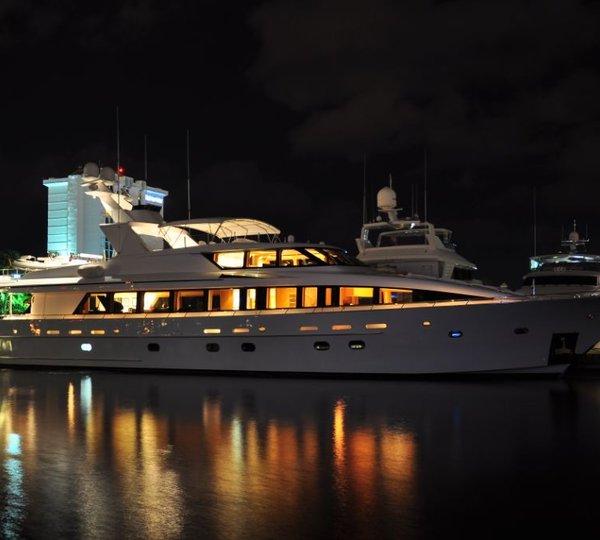 Yacht LADY DIANE II -  Profile at Night