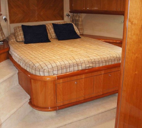 Yacht LARA SOFIA -  Master Cabin