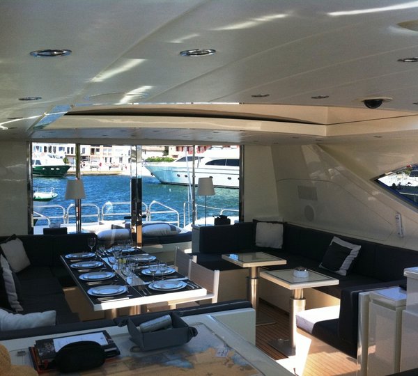 Yacht LAST CHANCE -  Deck Salon