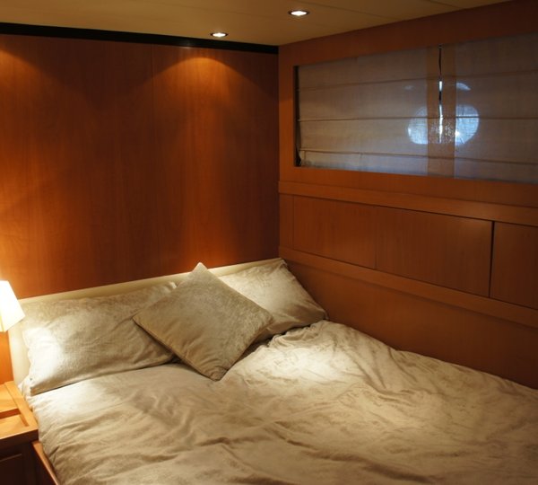 Yacht LAST CHANCE -  VIP Cabin