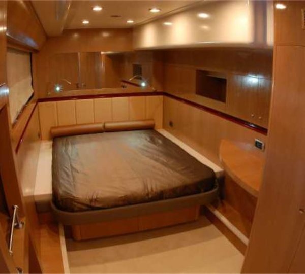 Yacht LEGEND AND SOUL -  Guest Cabin