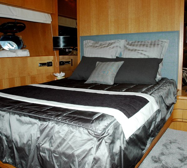 Yacht LOLEA -  VIP Cabin