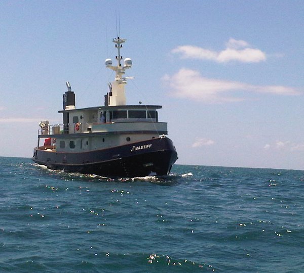 Yacht MASTIFF -  Cruising