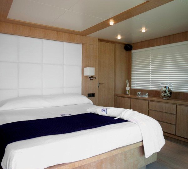 Yacht MASTIFF -  Master Cabin