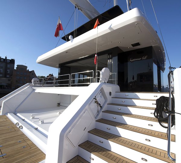 swimming platform beach area