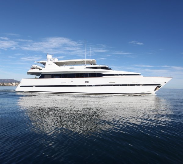 Yacht MOONDANCE - Profile
