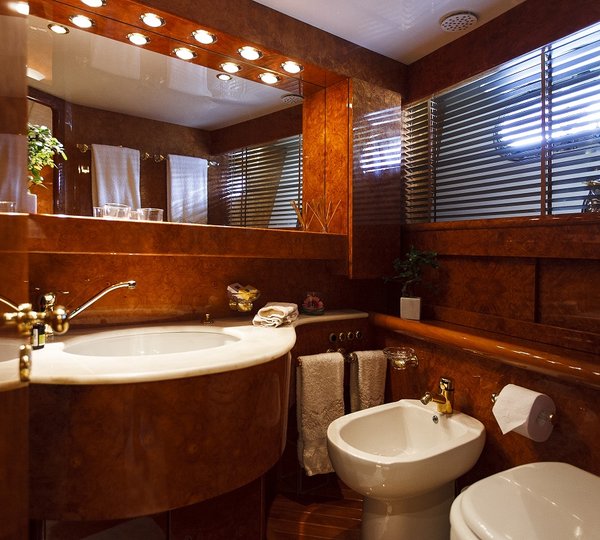 Yacht MY WAY - VIP Ensuite