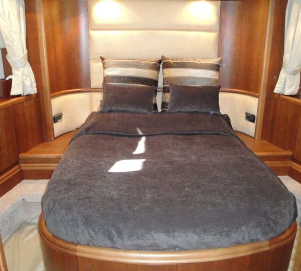 Yacht Mi Champion -  VIP Cabin View 2