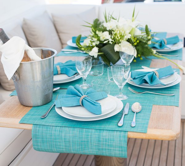 Yacht NEVER ENOUGH - 02112