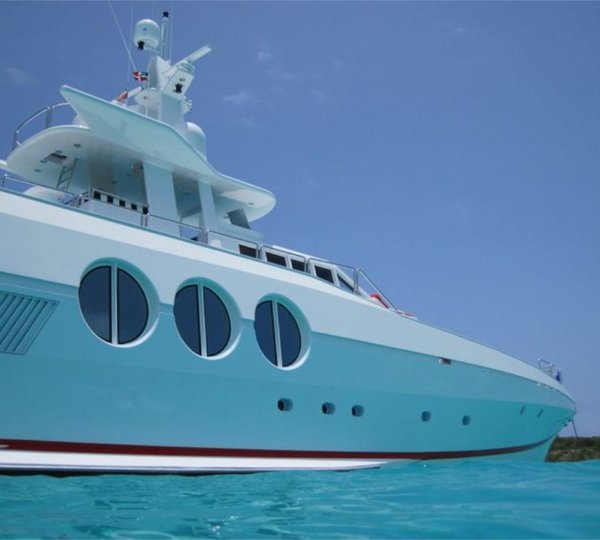 Yacht NEVER SAY NEVER - On Charter