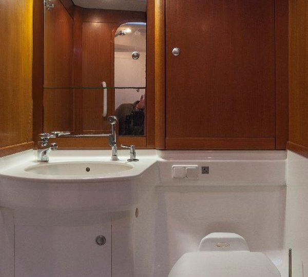 Yacht OLIVIA LEE - Guest Ensuite