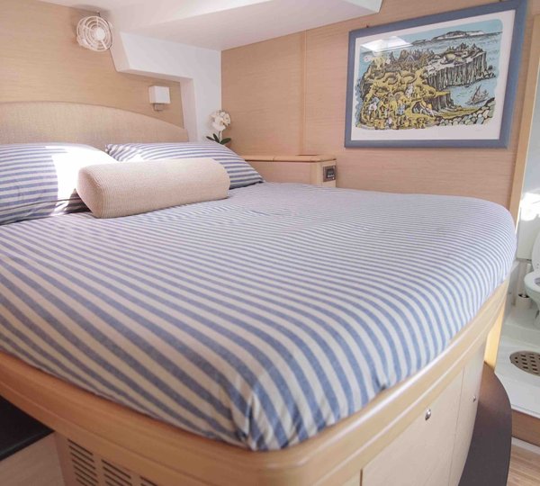 Yacht OMBRE BLU - Forward starboard