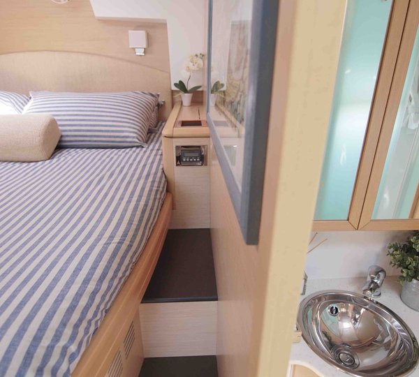 Yacht OMBRE BLU - Guest cabin view