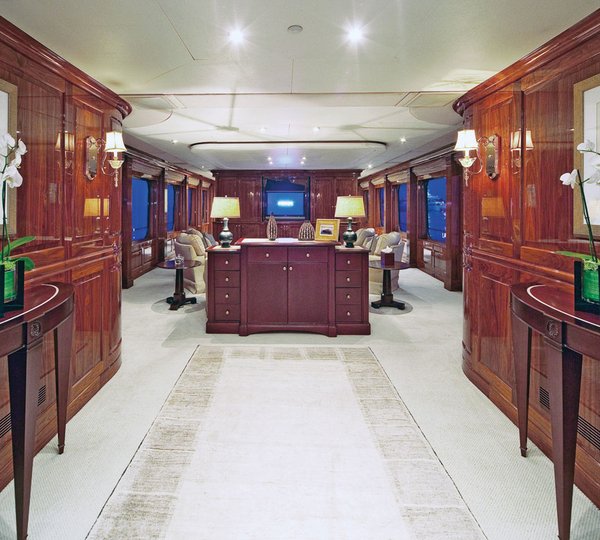 Yacht ONE MORE TOY -  Main Entrance