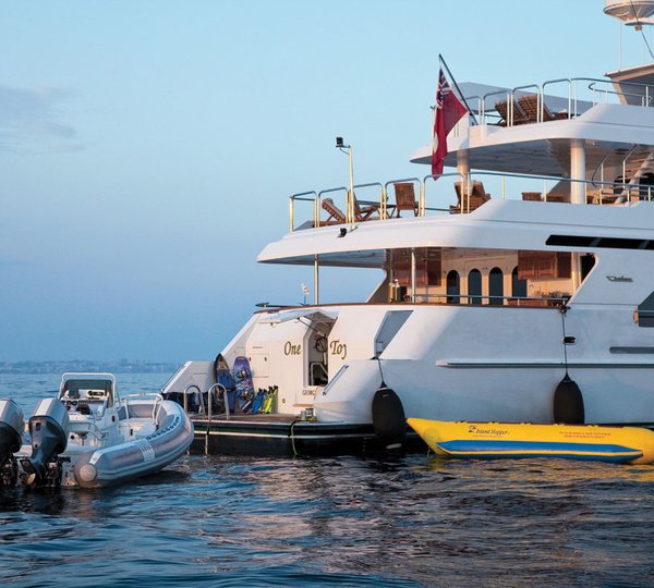 Yacht ONE MORE TOY -  Water Sports Toys