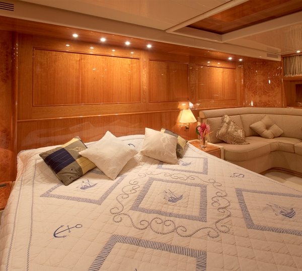 Yacht QUEEN SOUTH III -  Master Cabin 2