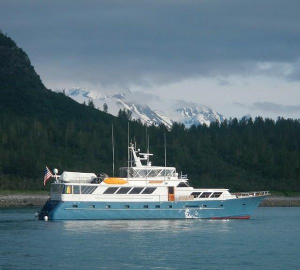 Yacht REFLECTIONS - Main