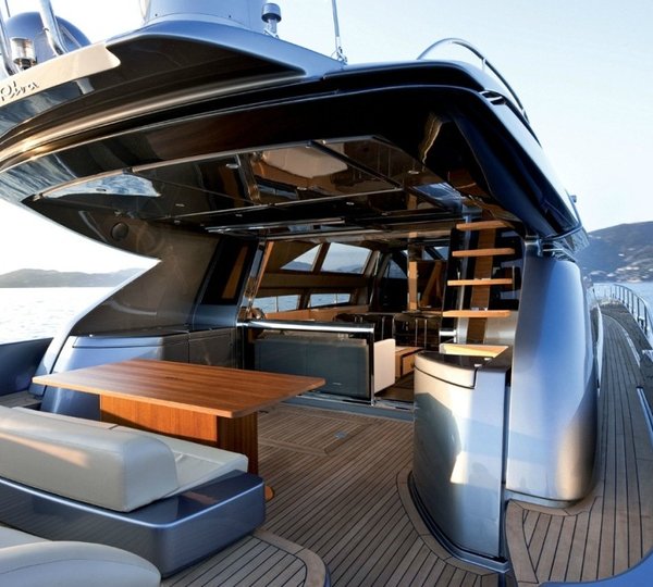 Yacht Rhino -  Aft Deck
