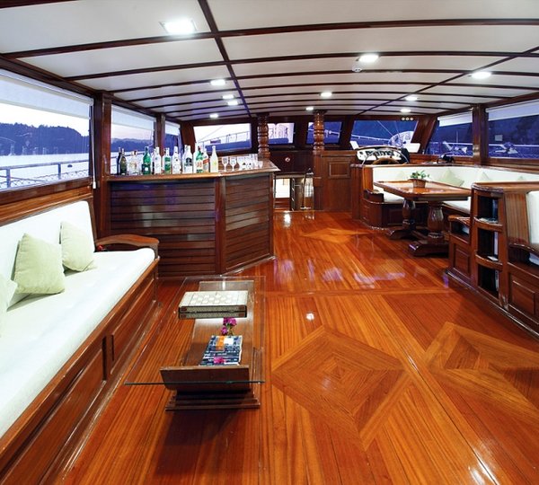 Yacht SARAYLI  I - Salon
