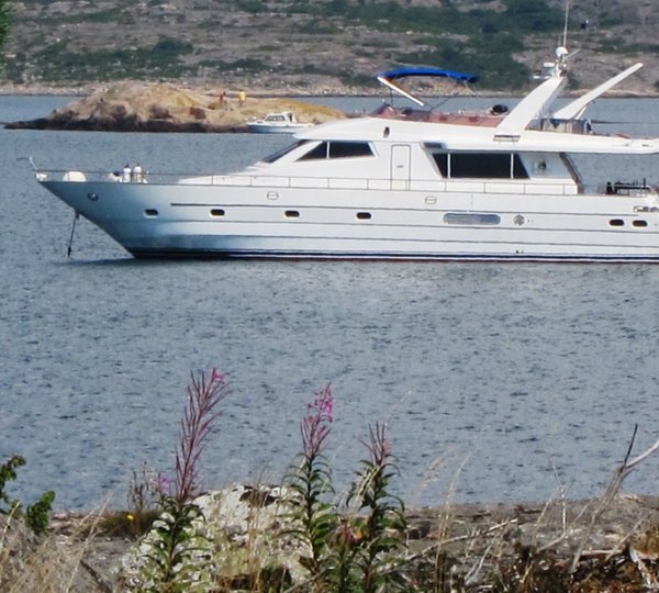 Yacht SEA DREAM -  Profile