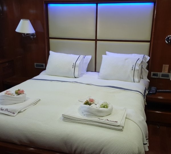 Yacht SEA DREAM - Guest cabin