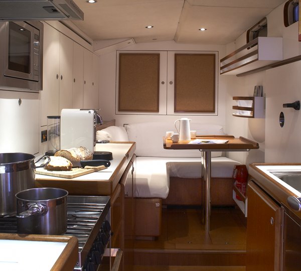 Yacht SEJAA - Galley