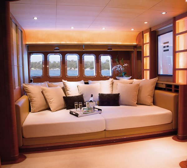 Yacht SERENITY ATLANTIC -  Lower Lounge