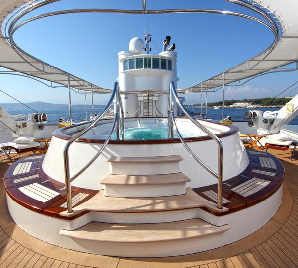 Yacht SHERAKHAN - Spa Pool