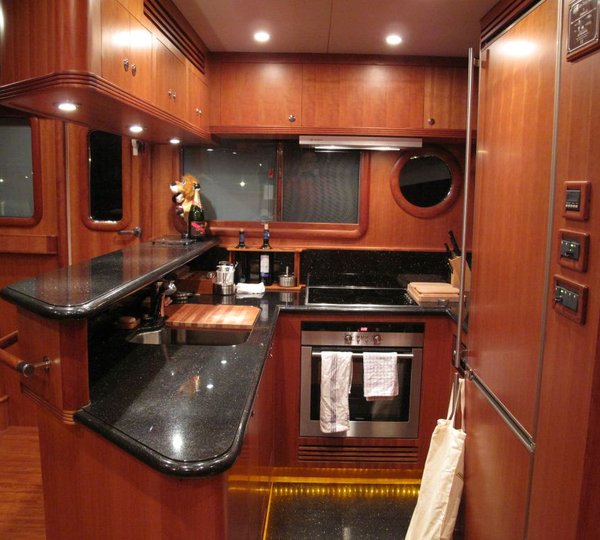 Yacht SILVER FOX -  Galley