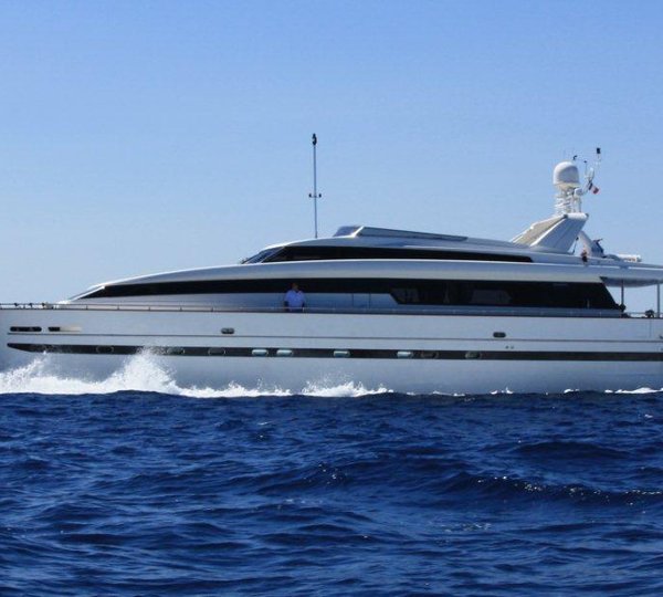 Yacht SOLONA -  Main