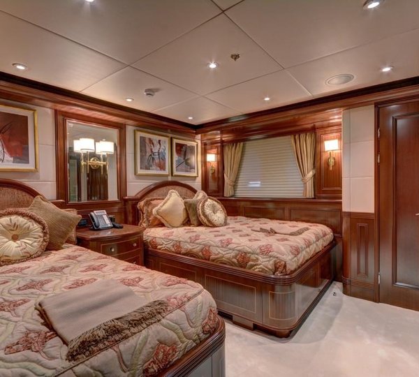 Yacht SOVEREIGN 55 - Twin guest cabin