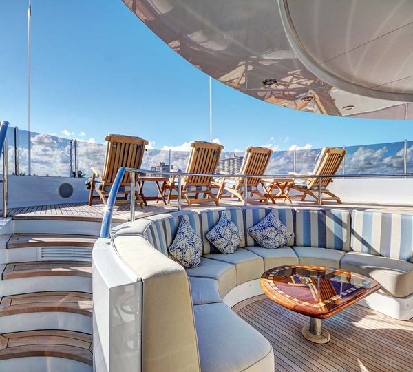 Yacht SOVEREIGN 55 - View point sundeck