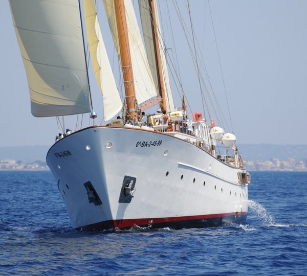 Yacht Southern Cross -  Cruising