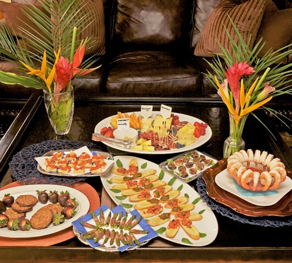 Yacht TRILOGY -  Fine Cuisine