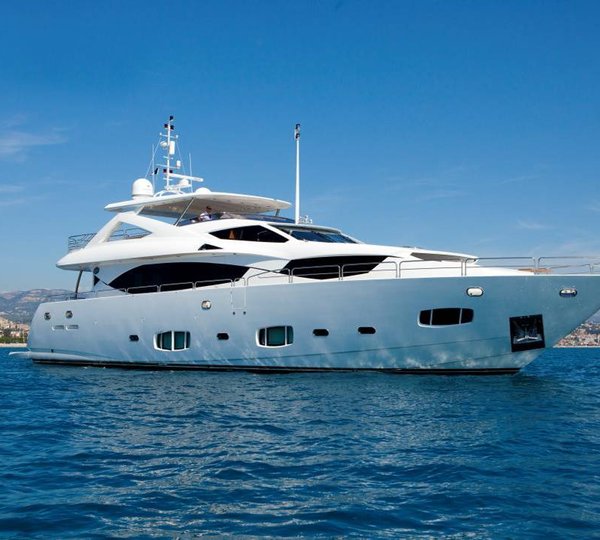 Yacht TUPPENCE - Main